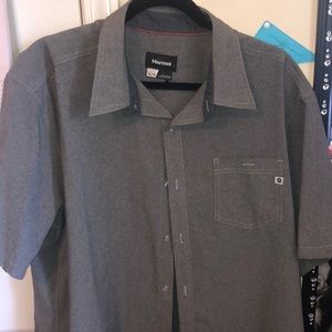 Men’s Marmot shirt